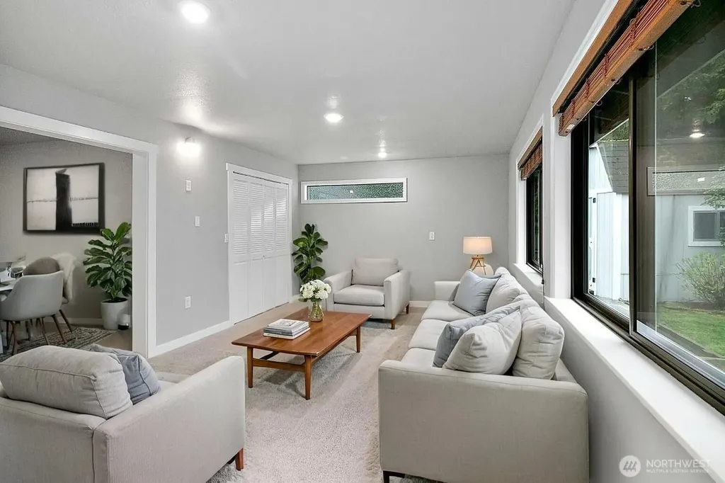 19114 49th Place W Lynnwood WA 98036