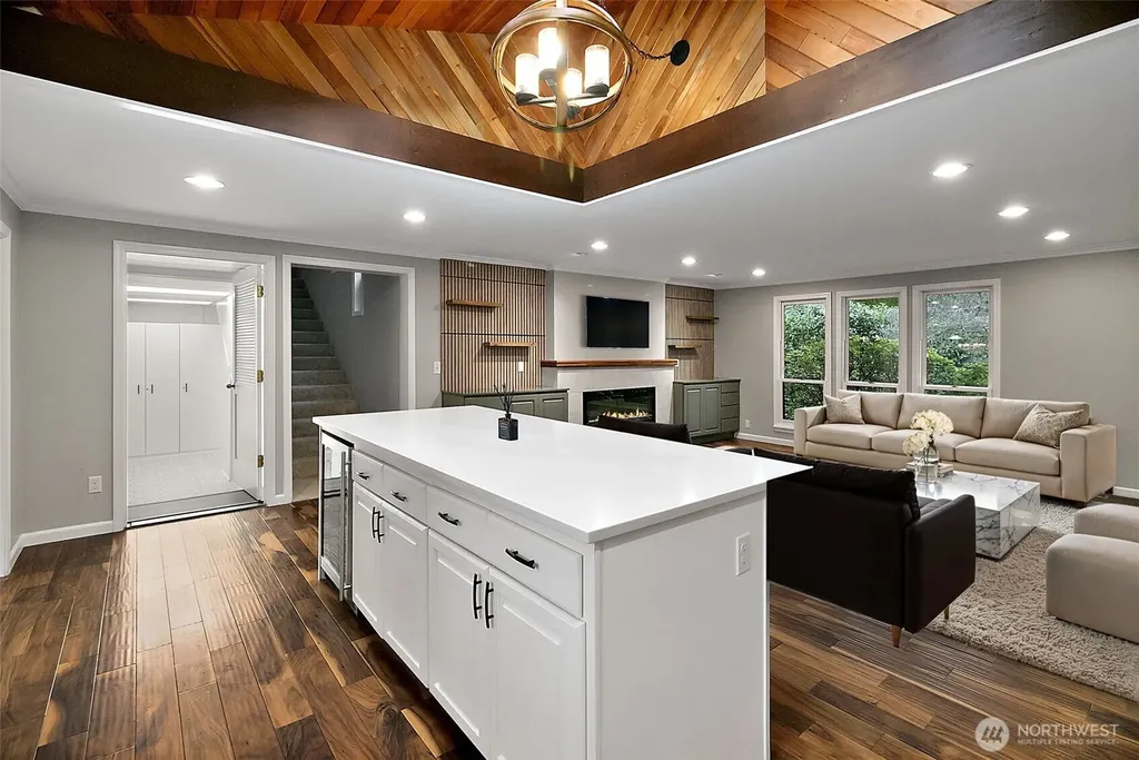 19114 49th Place W Lynnwood WA 98036