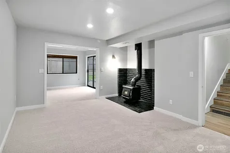 19114 49th Place W Lynnwood WA 98036