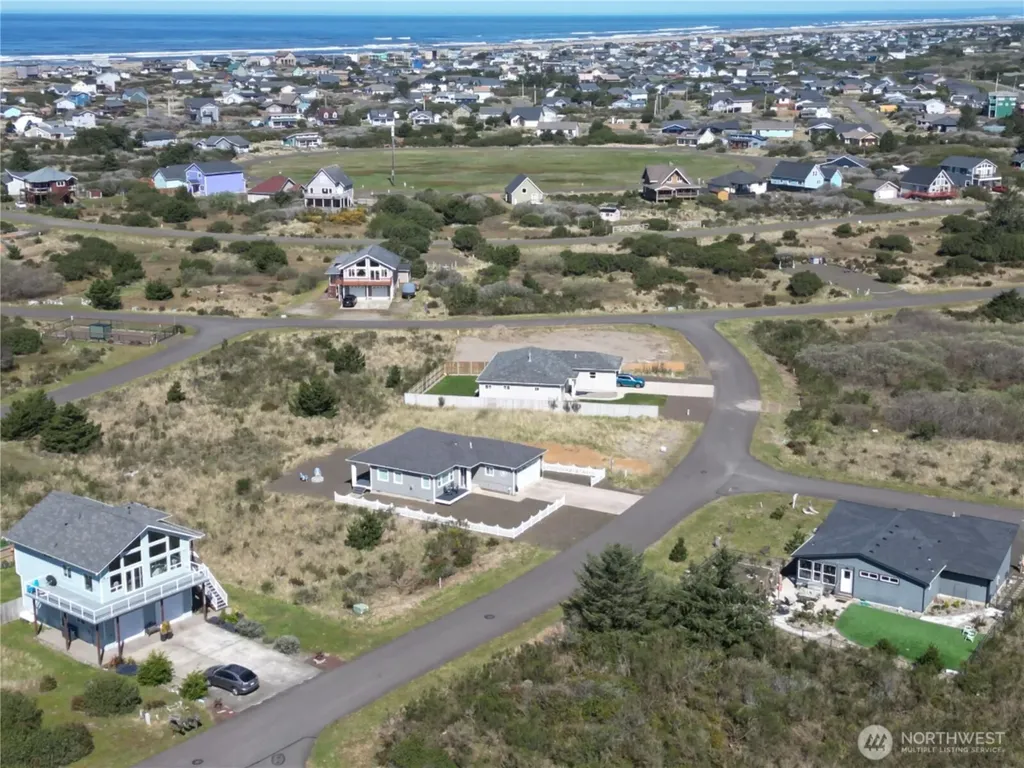 1439 Diamond Head Avenue SW Ocean Shores WA 98569