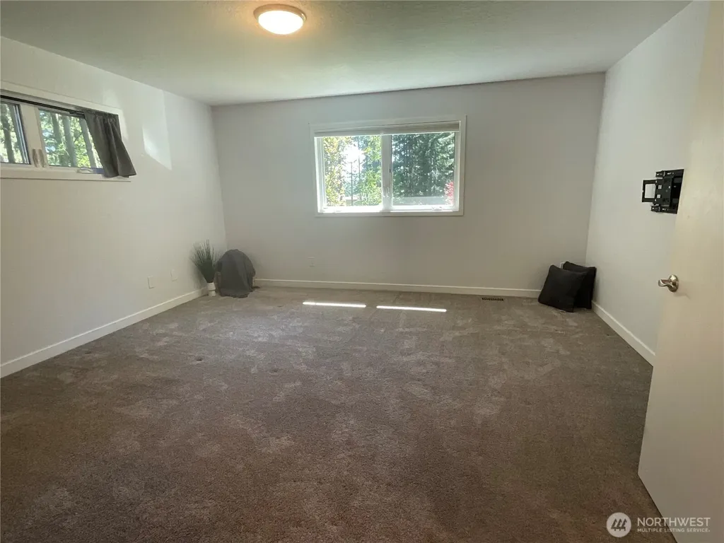 1656 Fern Place Oak Harbor WA 98277
