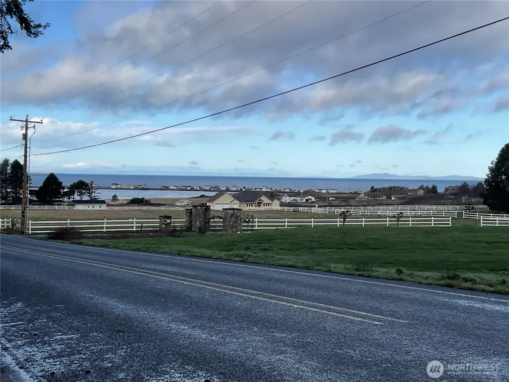 1656 Fern Place Oak Harbor WA 98277