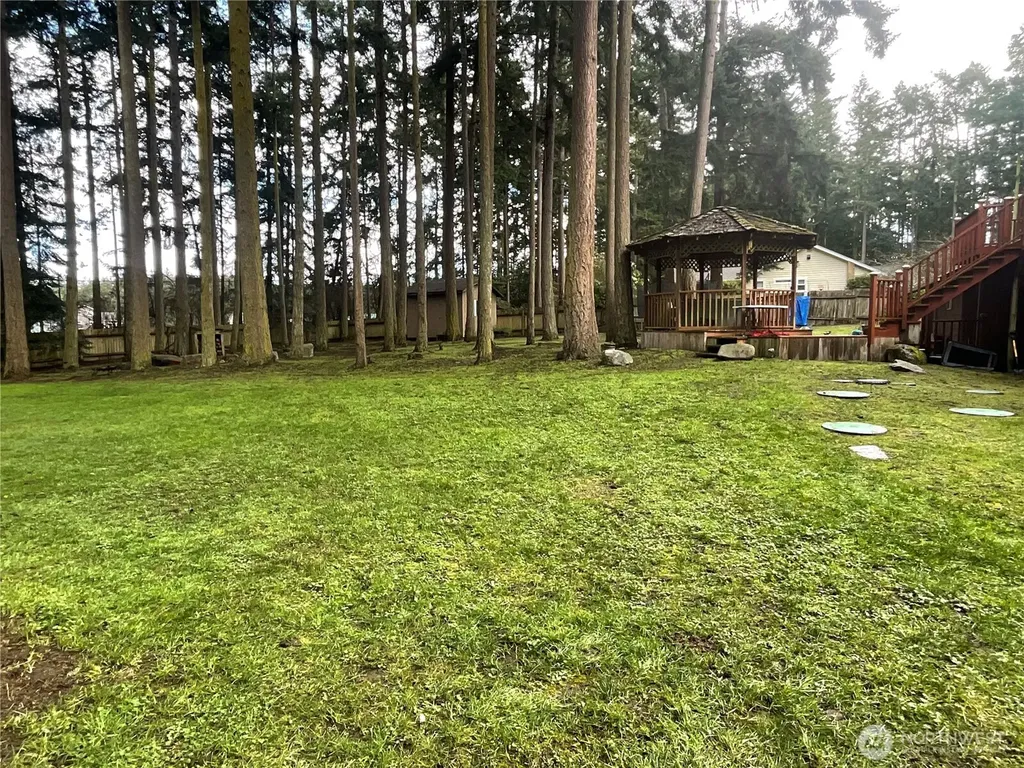 1656 Fern Place Oak Harbor WA 98277