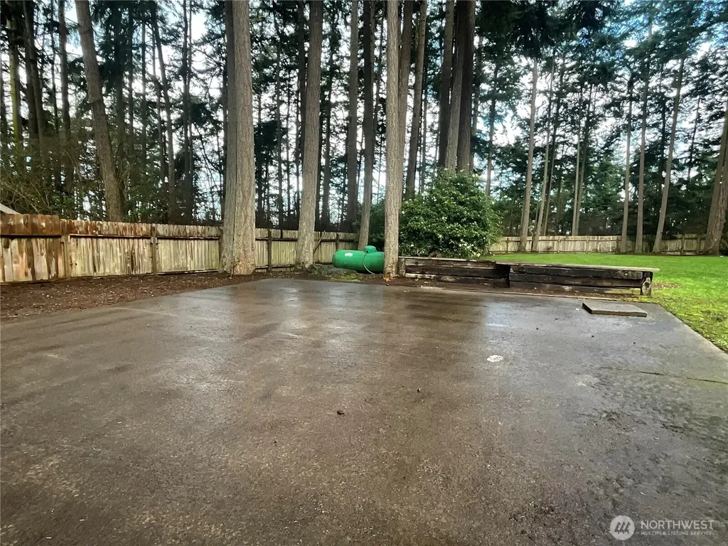 1656 Fern Place Oak Harbor WA 98277