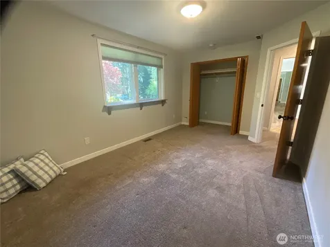1656 Fern Place Oak Harbor WA 98277