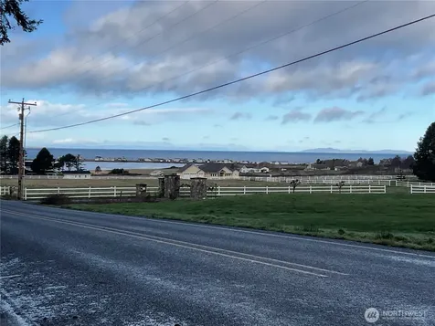 1656 Fern Place Oak Harbor WA 98277