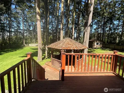 1656 Fern Place Oak Harbor WA 98277