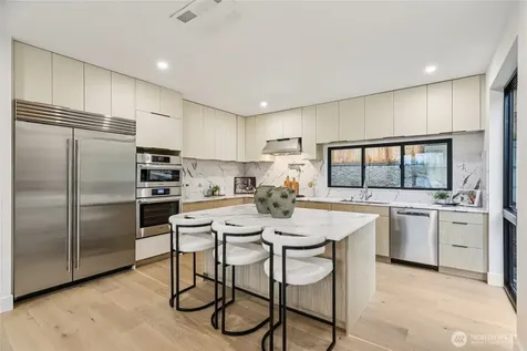15415 NE 103rd Way Redmond WA 98052