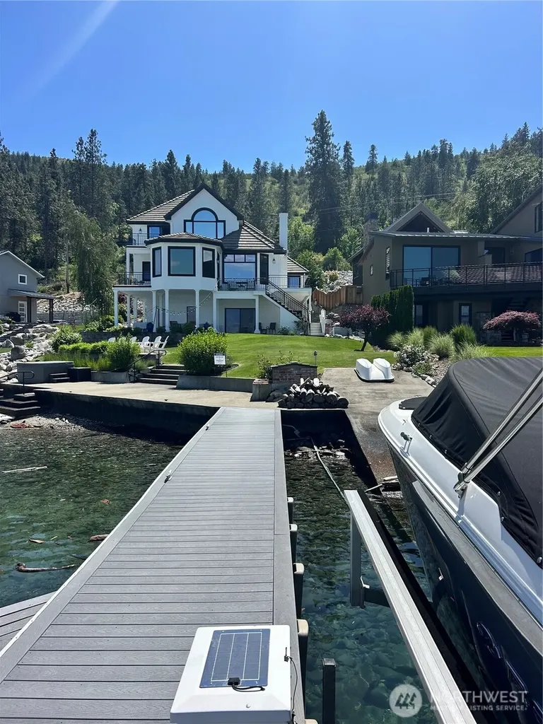 3300 S Lakeshore Road Chelan WA 98816