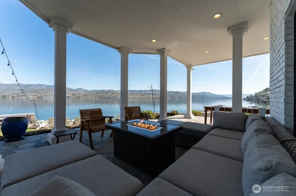 3300 S Lakeshore Road Chelan WA 98816