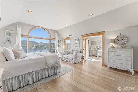 3300 S Lakeshore Road Chelan WA 98816