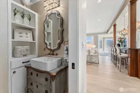 3300 S Lakeshore Road Chelan WA 98816