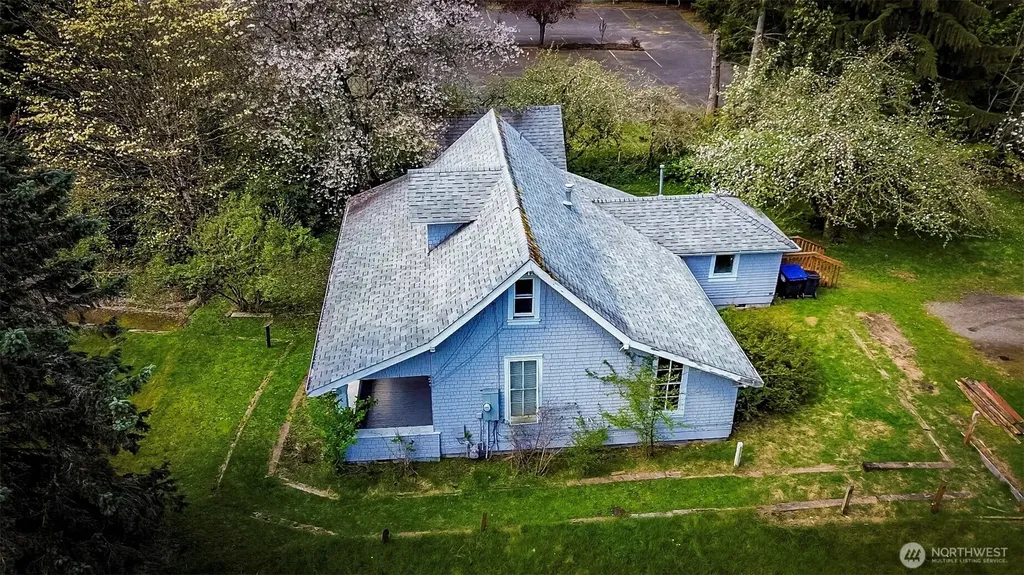 823 Lacey Street SE Lacey WA 98503