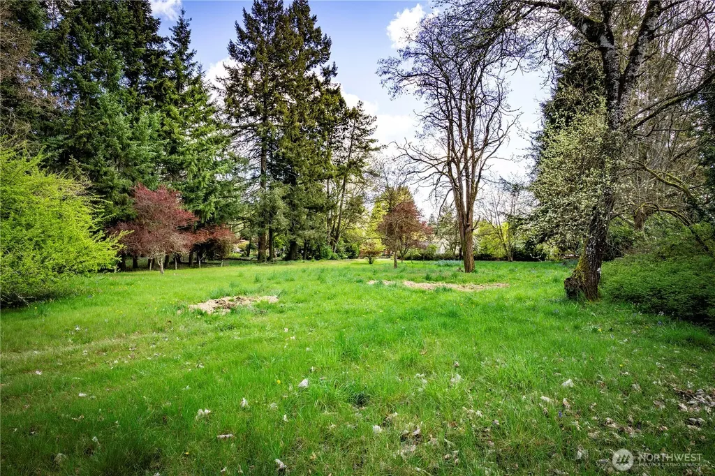 823 Lacey Street SE Lacey WA 98503