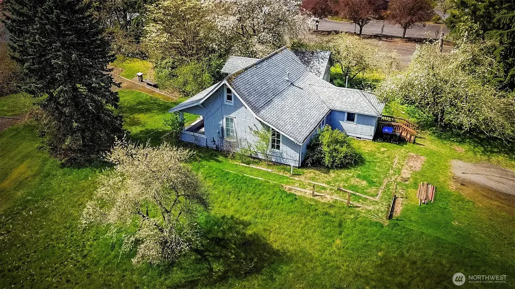 823 Lacey Street SE Lacey WA 98503