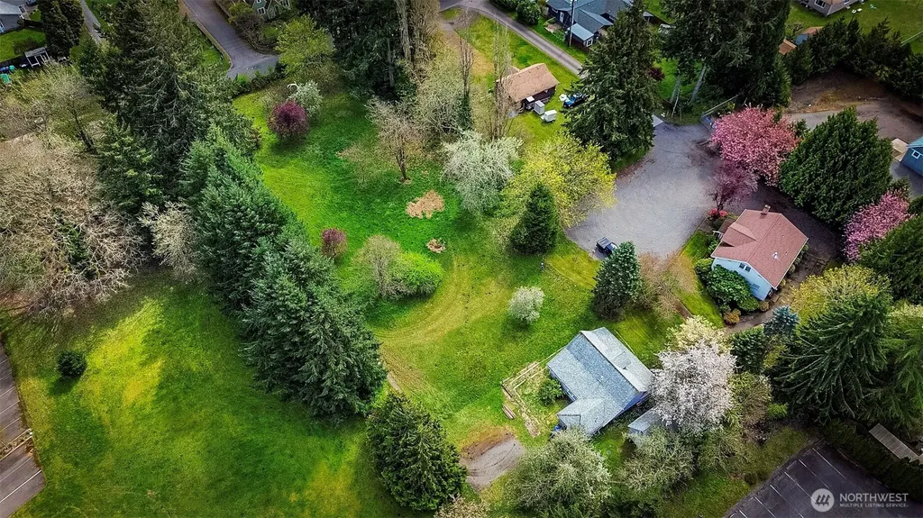 823 Lacey Street SE Lacey WA 98503