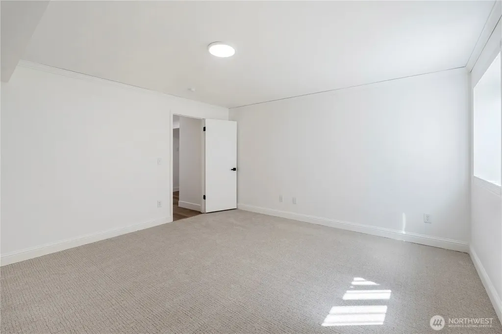 800 Thorndyke Road Port Ludlow WA 98635