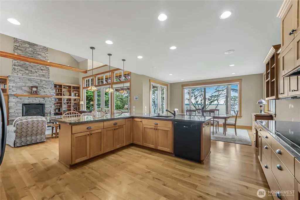 725 N Sunset Drive Camano Island WA 98282
