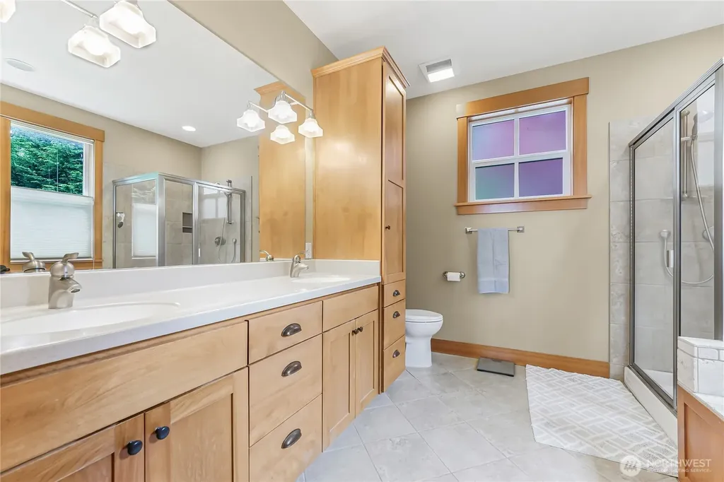 725 N Sunset Drive Camano Island WA 98282