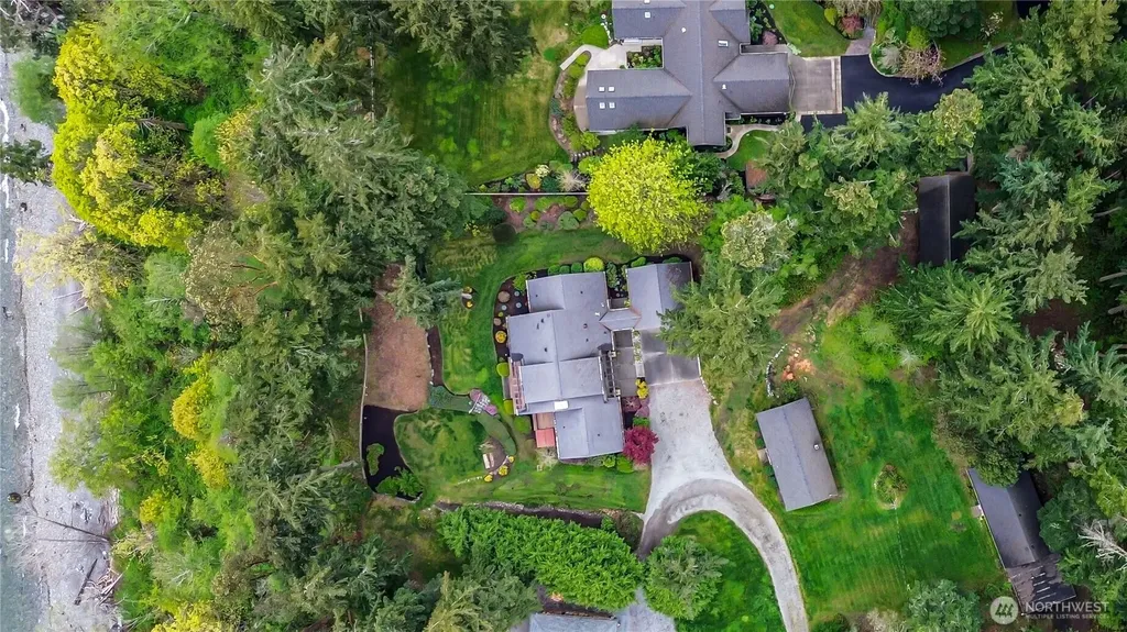 725 N Sunset Drive Camano Island WA 98282