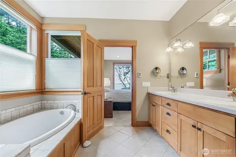725 N Sunset Drive Camano Island WA 98282