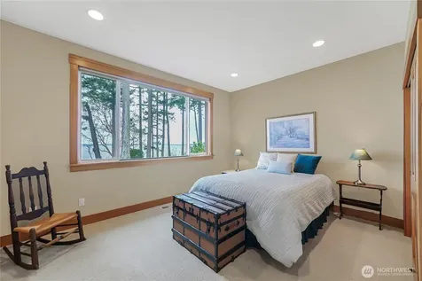 725 N Sunset Drive Camano Island WA 98282