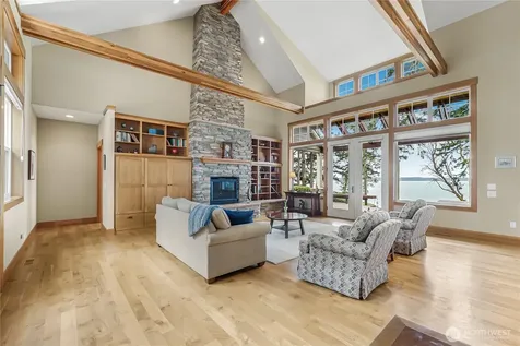 725 N Sunset Drive Camano Island WA 98282