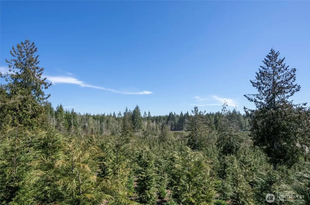 1800 E Harstine Island Road N Shelton WA 98584
