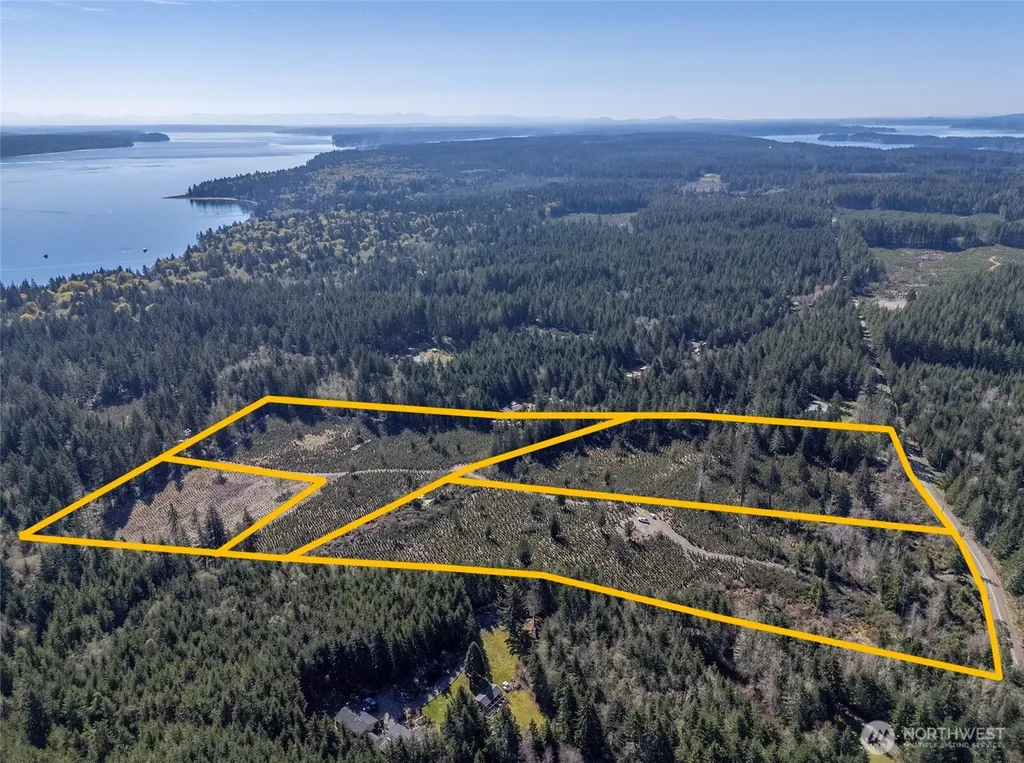 1800 E Harstine Island Road N Shelton WA 98584