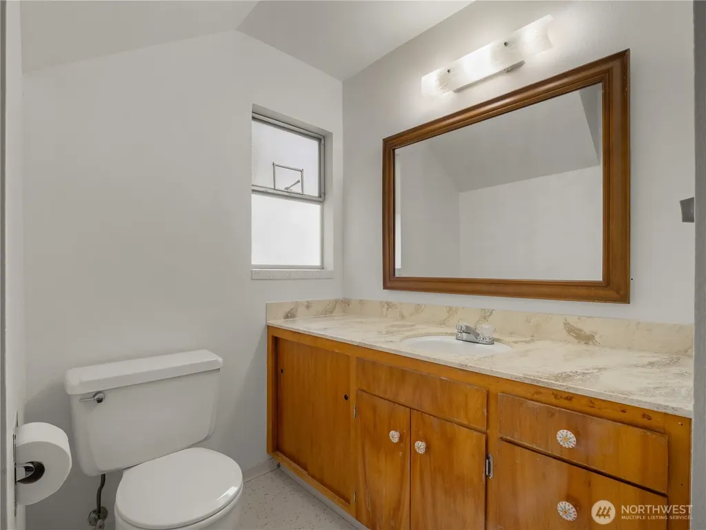 5704 N Ruby Street Tacoma WA 98407