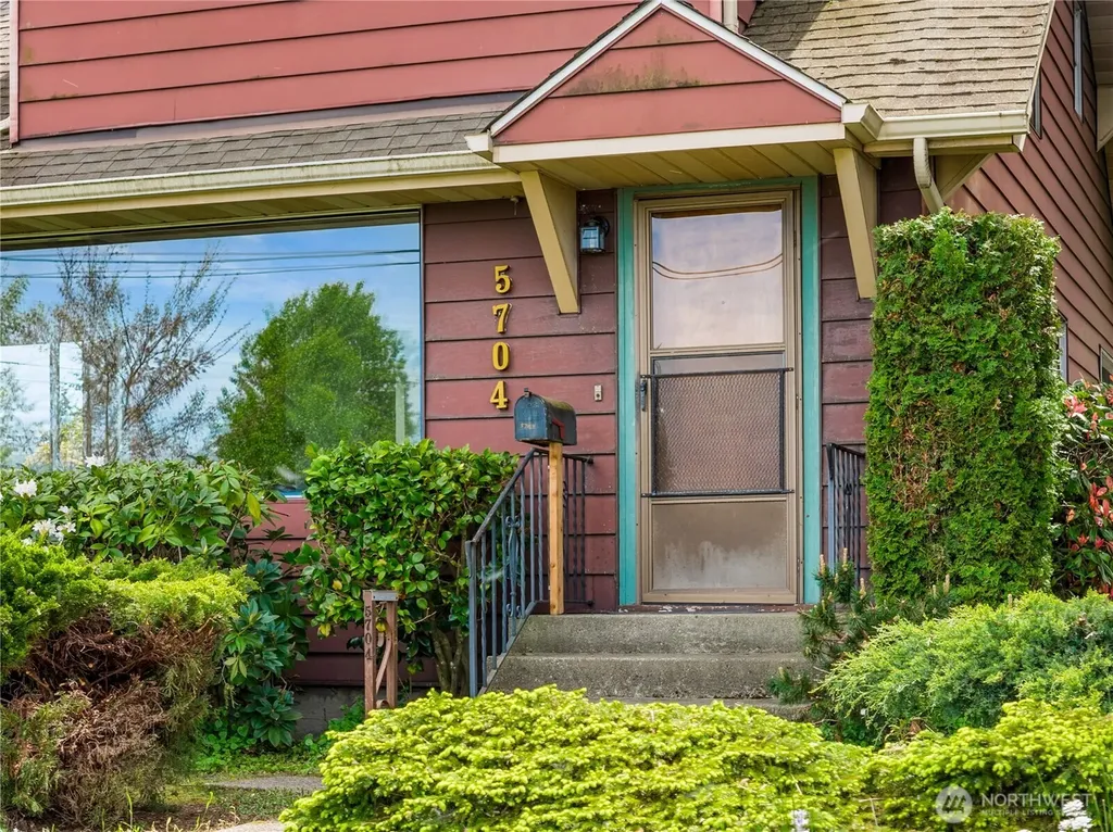 5704 N Ruby Street Tacoma WA 98407