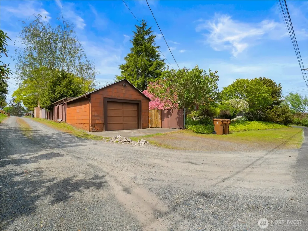 5704 N Ruby Street Tacoma WA 98407