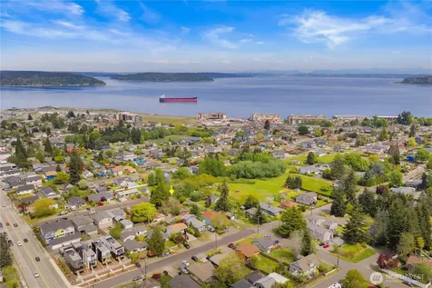 5704 N Ruby Street Tacoma WA 98407