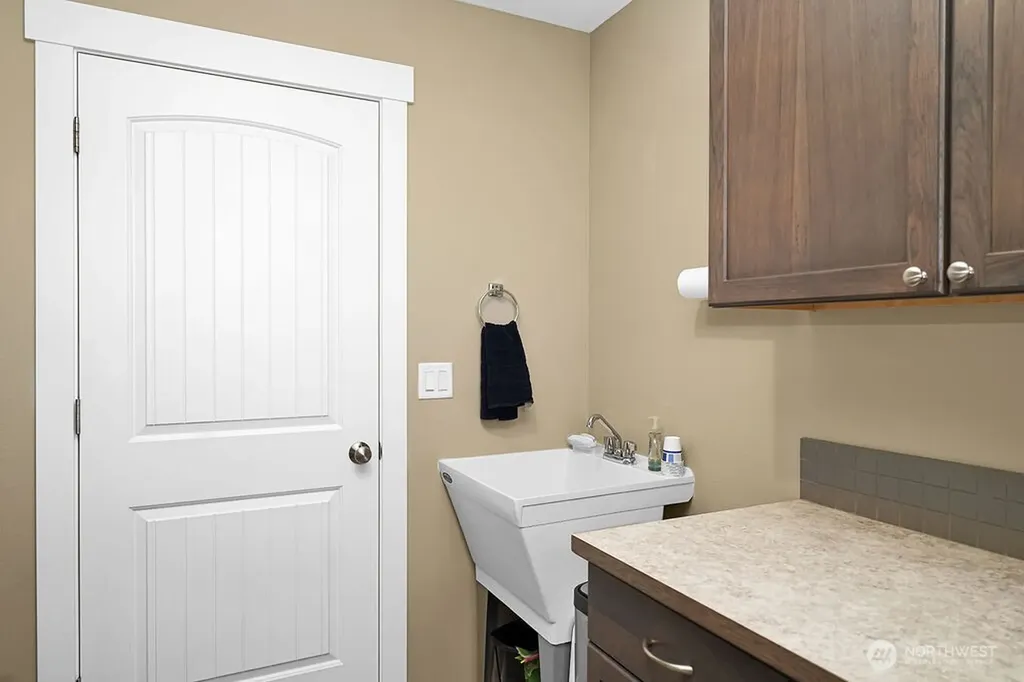 1561 Bitterbrush Drive Ellensburg WA 98926