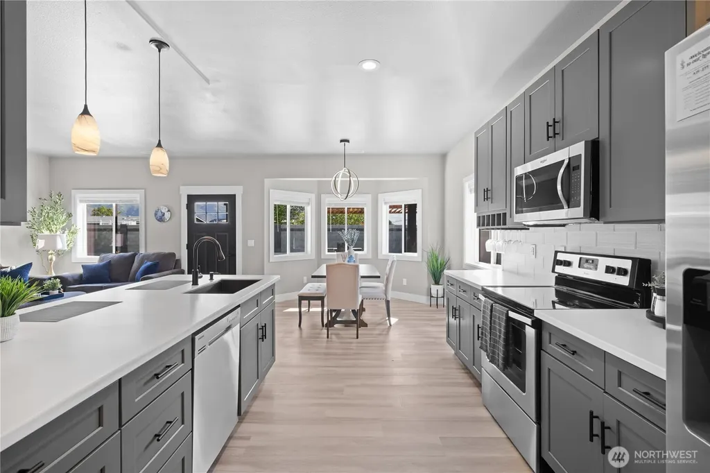 416 Edgewater Way SW Mattawa WA 99349