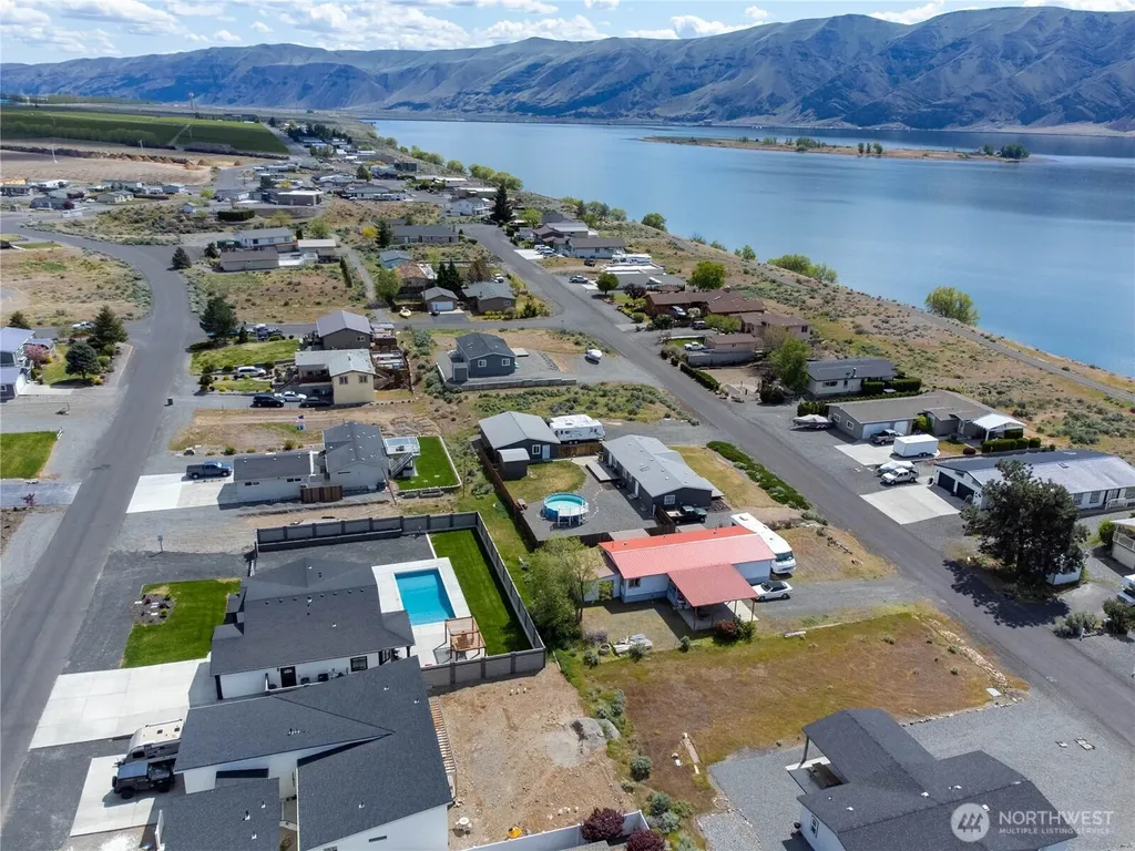 416 Edgewater Way SW Mattawa WA 99349