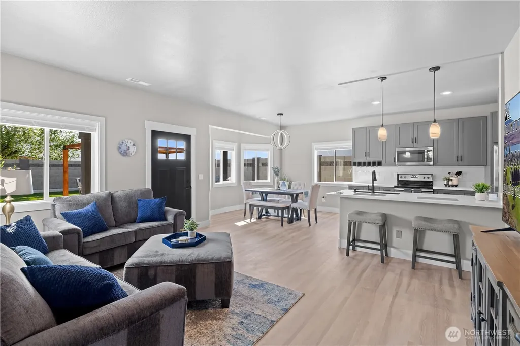 416 Edgewater Way SW Mattawa WA 99349