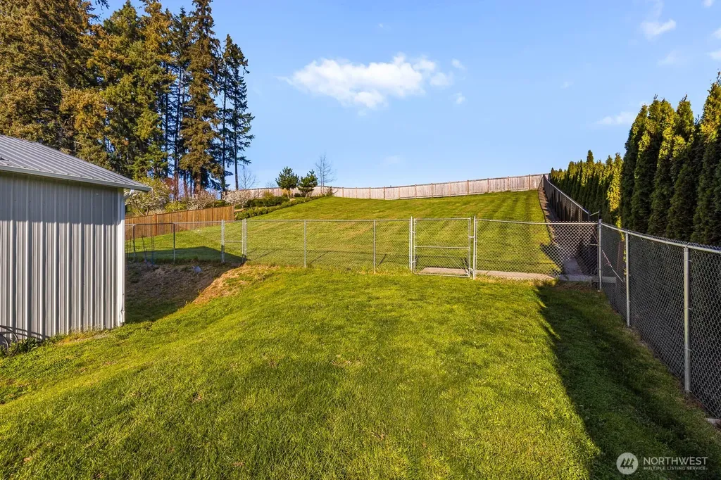 17505 38th Ave Ct E Tacoma WA 98446