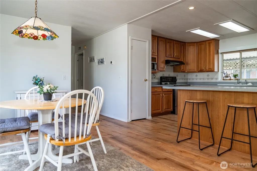 6 Donder Road Shelton WA 98584