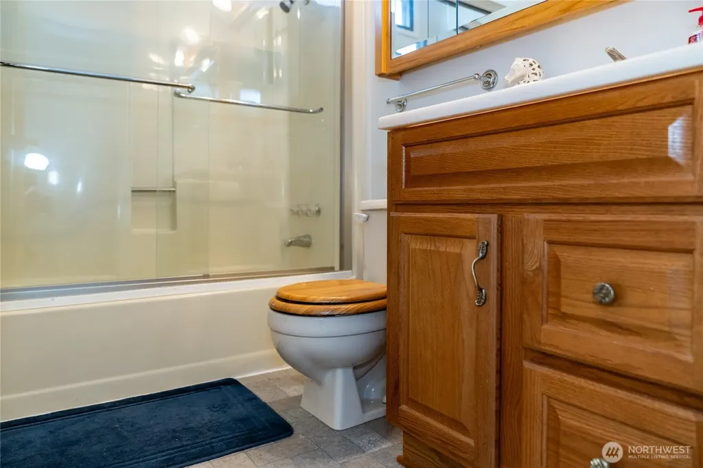 6 Donder Road Shelton WA 98584
