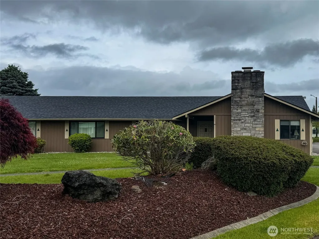 6 Donder Road Shelton WA 98584