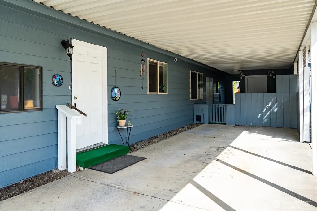 6 Donder Road Shelton WA 98584