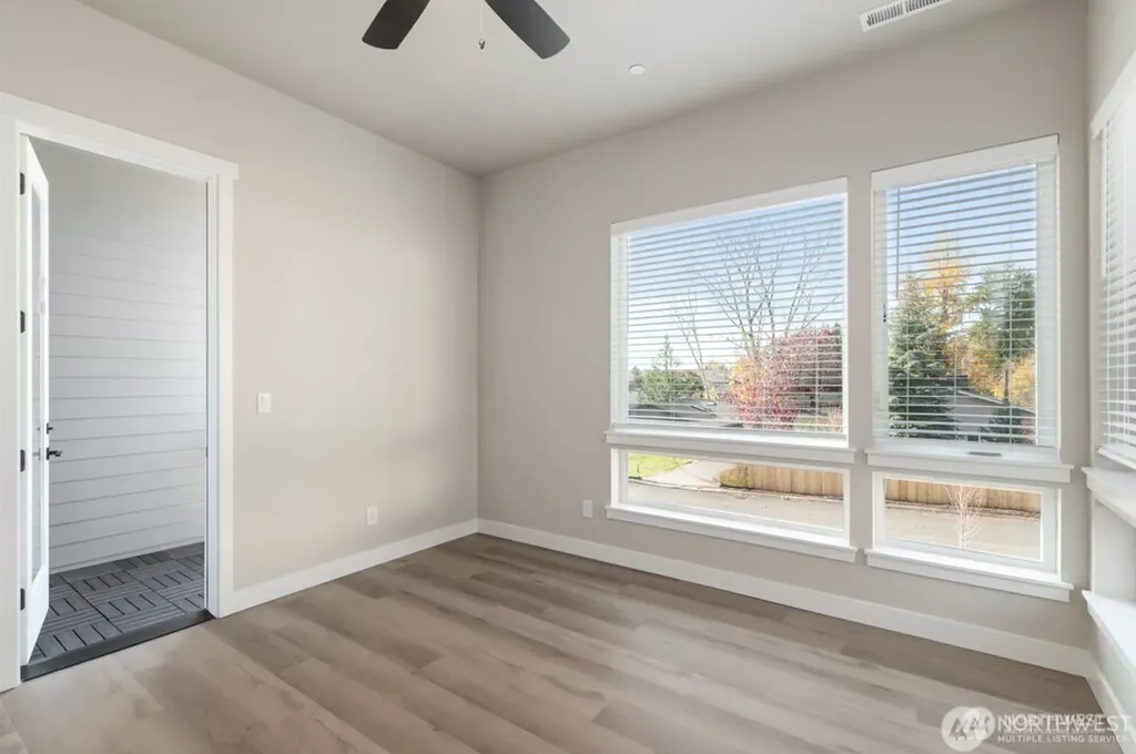 6609 S 128th Street Seattle WA 98178