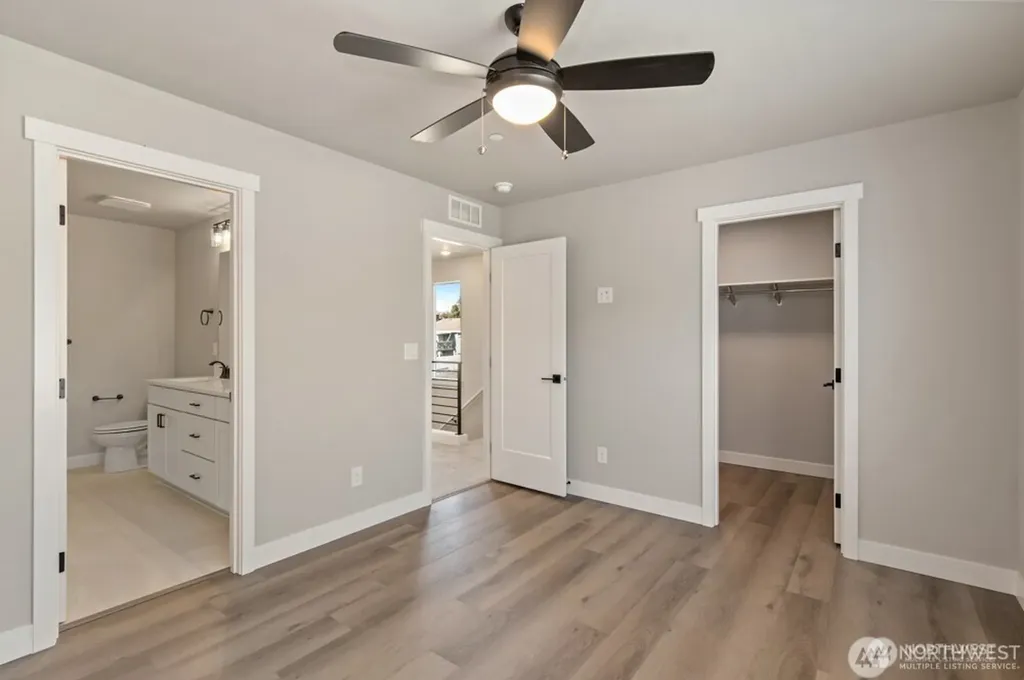 6609 S 128th Street Seattle WA 98178