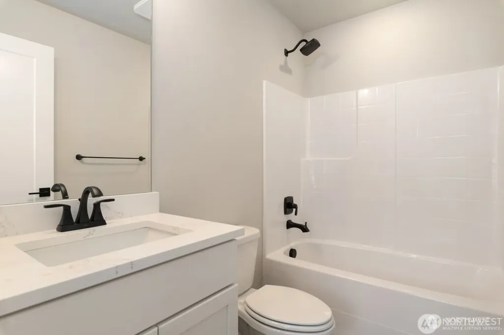 6609 S 128th Street Seattle WA 98178