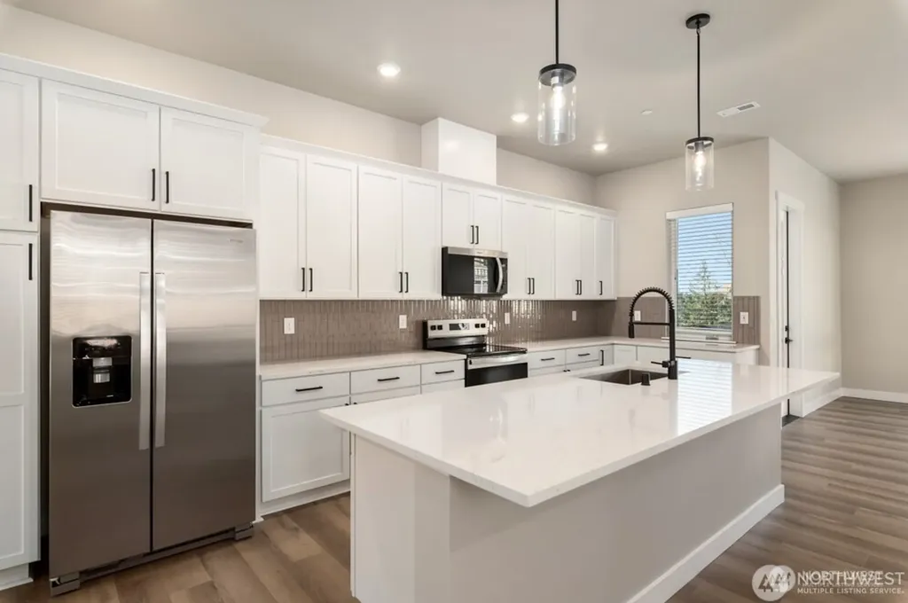 6609 S 128th Street Seattle WA 98178