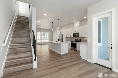 6609 S 128th Street Seattle WA 98178