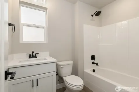 6609 S 128th Street Seattle WA 98178