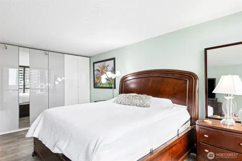 2100 3rd Avenue Seattle WA 98121