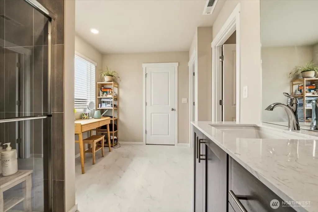 1106 SW Pendleton Way Port Orchard WA 98367